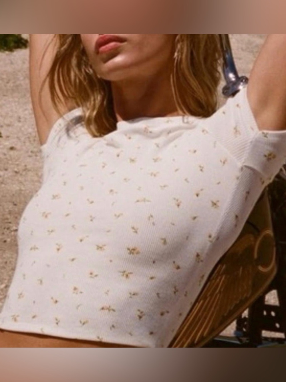 SKIMS Cotton Rib T-Shirt in the marigold rosebud print size S